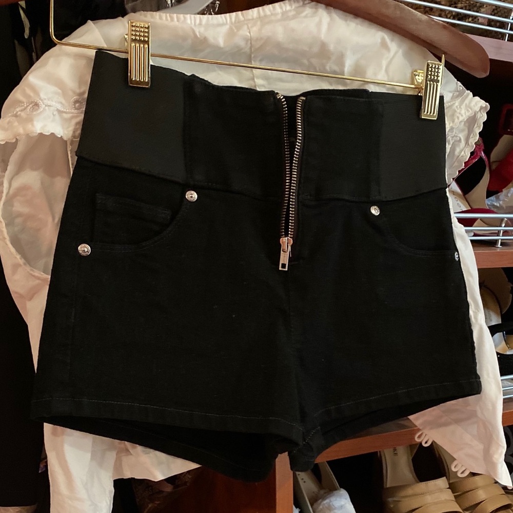 G by Guess Kristen High Waist shorts Black XS NWT